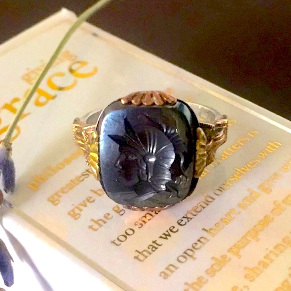 1940’s Art Deco Hematite Cameo 10K Gold Ring